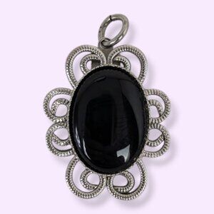 (2/$20) Vintage Celebrity NY Pendant